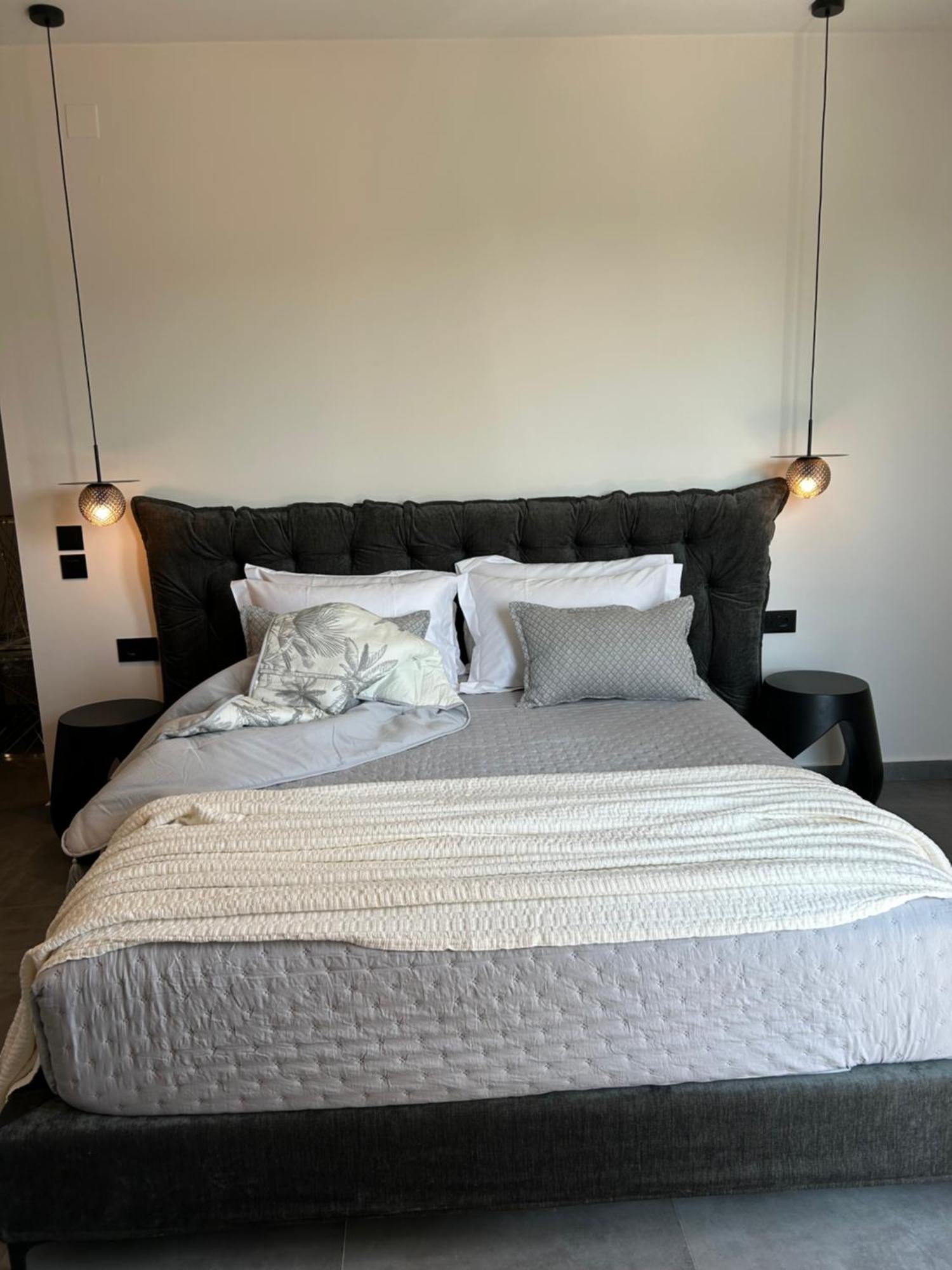 X Luxury Suites 阿尔戈斯托利翁 外观 照片