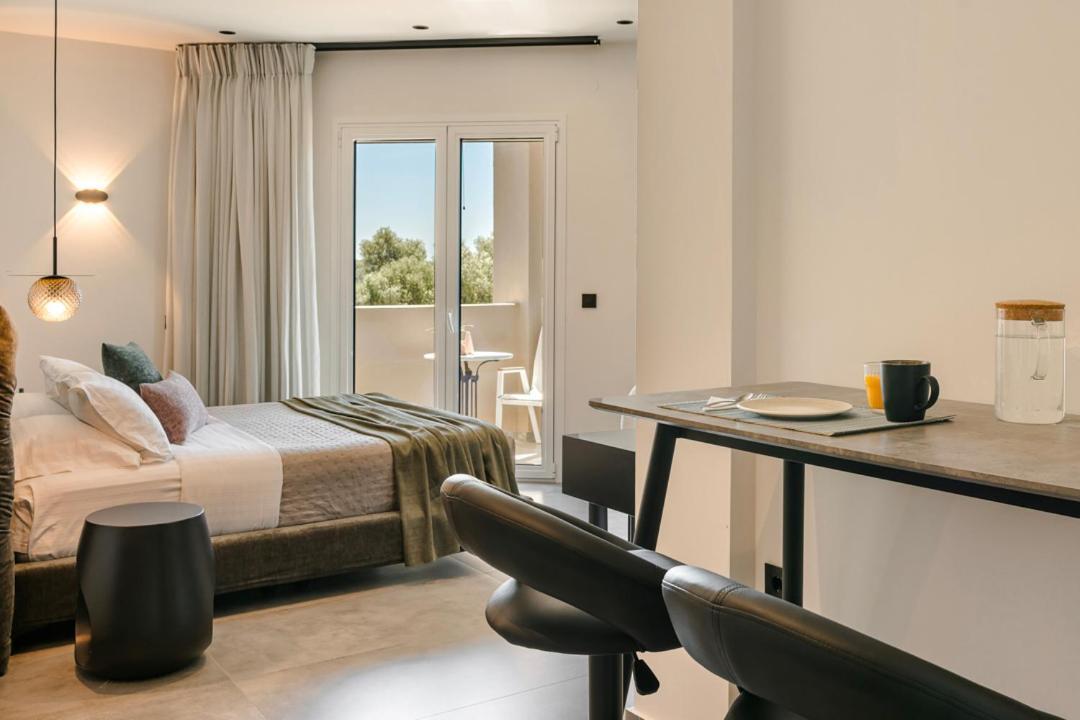 X Luxury Suites 阿尔戈斯托利翁 外观 照片