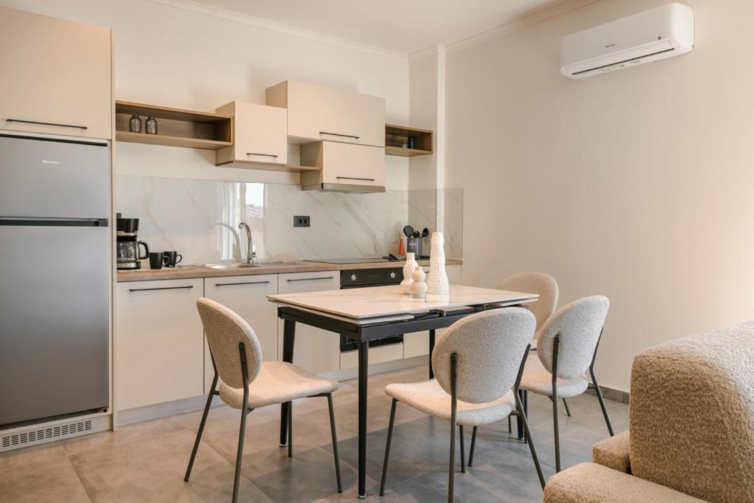 X Luxury Suites 阿尔戈斯托利翁 外观 照片
