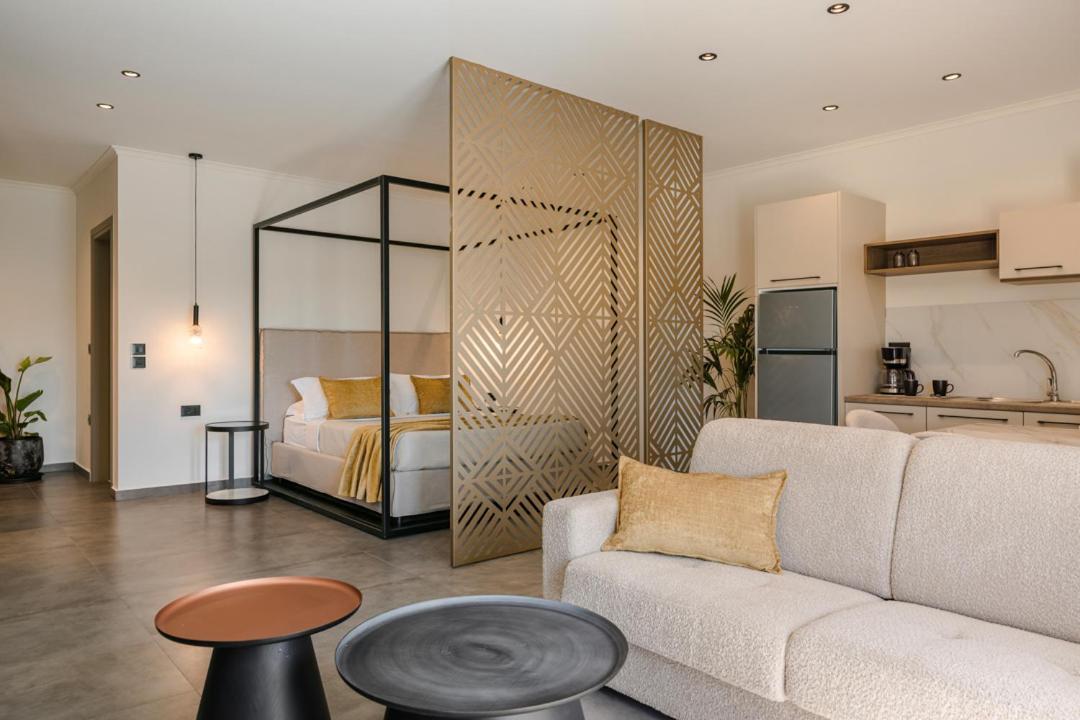 X Luxury Suites 阿尔戈斯托利翁 外观 照片