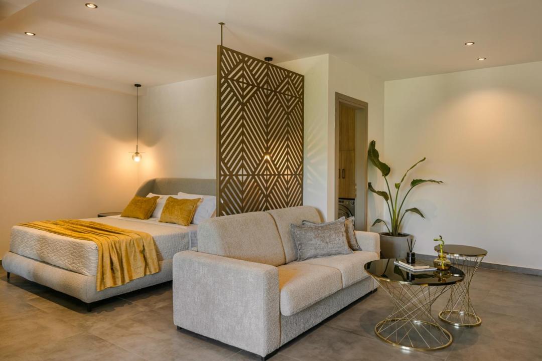 X Luxury Suites 阿尔戈斯托利翁 外观 照片