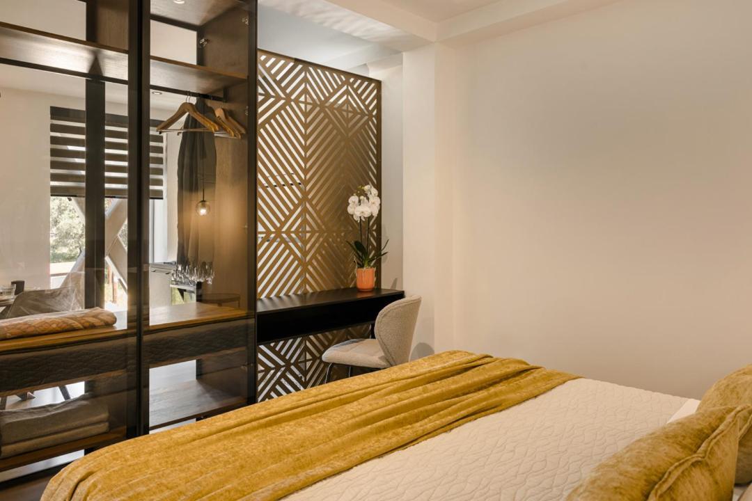 X Luxury Suites 阿尔戈斯托利翁 外观 照片